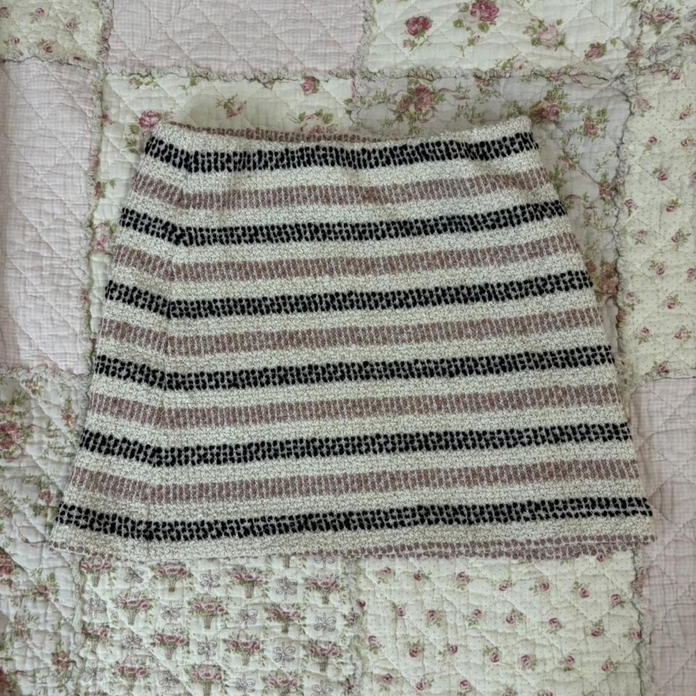 H&M Black and Cream Striped Mini Skirt